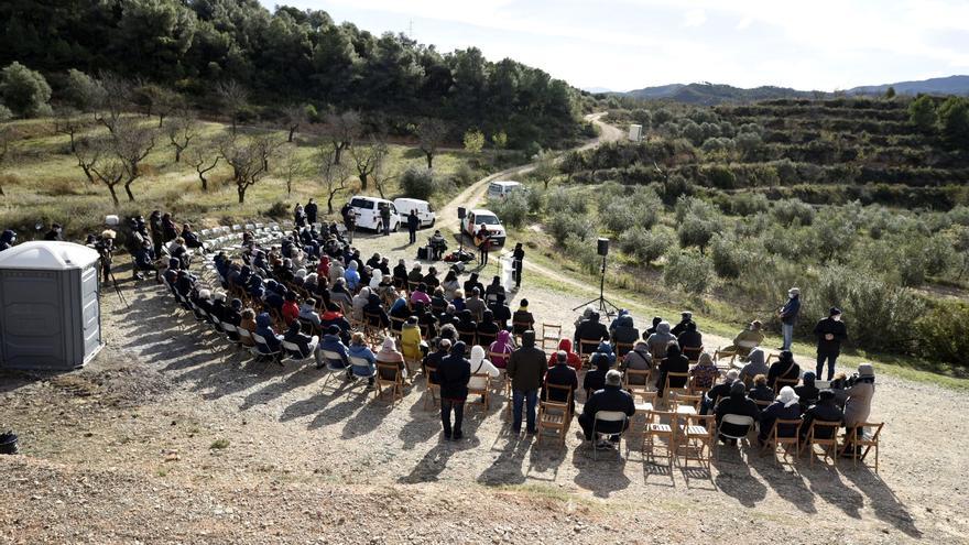 Justícia afegeix 40 noms de víctimes de la Batalla de l&#039;Ebre al Memorial de les Camposines