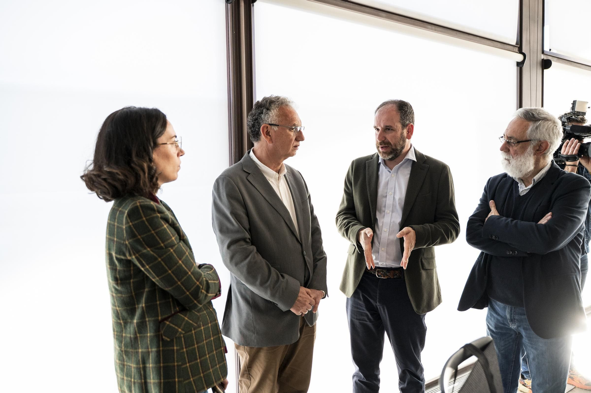 Visita del delegado del Gobierno en Extremadura a la empresa Gamma Solutions
