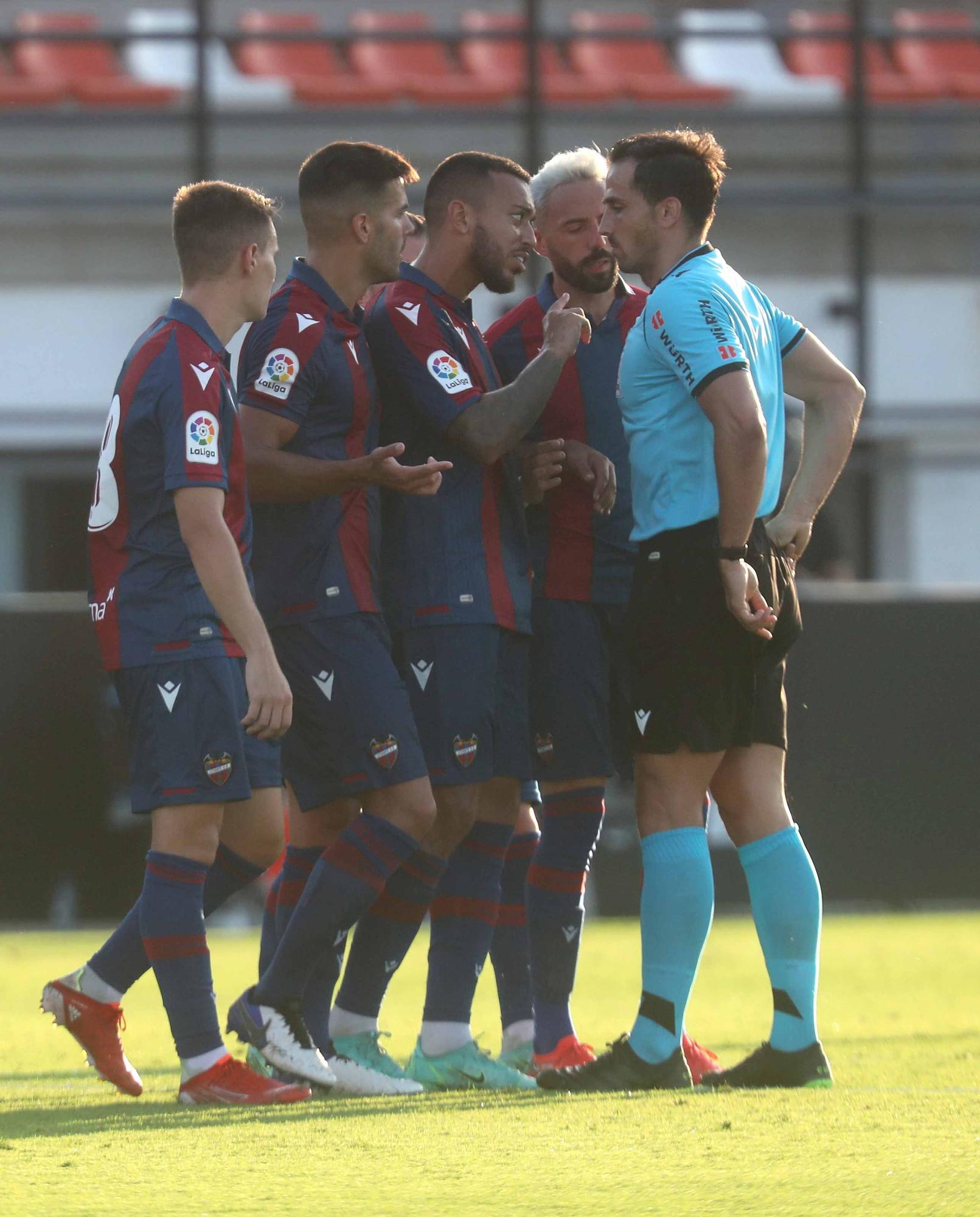 Intensidad y carácter durante el Valencia - Levante