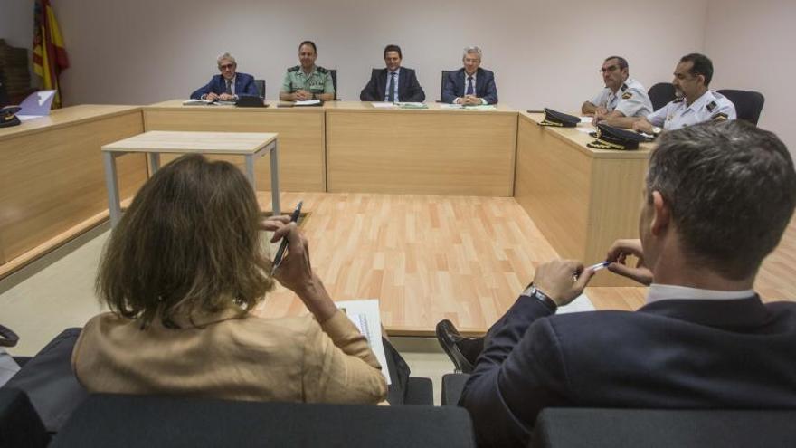 Un momento de la reunión de la Comisión Provincial de Policía Judicial celebrada ayer.