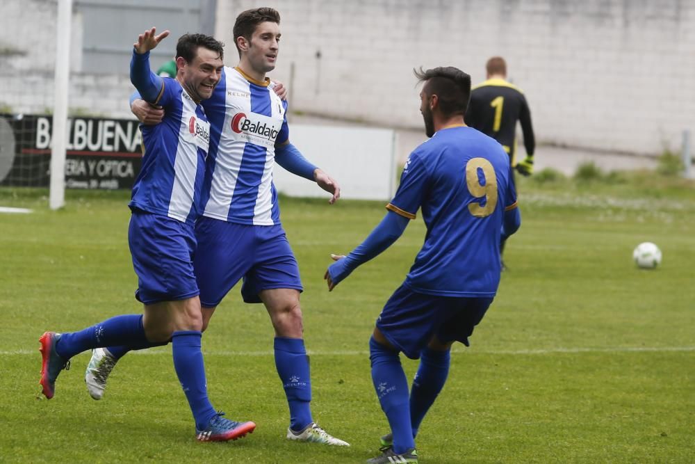 El partido entre el Real Avilés y el Covadonga, en imágenes