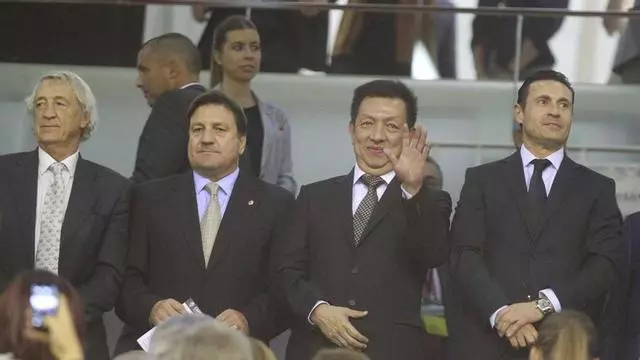 Peter Lim vende el Valencia doce años después de comprarlo