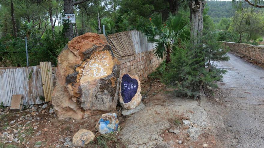 Imagen de 2016 del acceso a Casa Paola, ubicada en es Cubells. | VICENT MARÍ