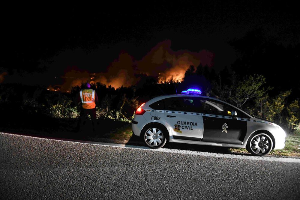 Incendios en Galicia | Tres incendios forestales afectan a Cotobade, A Lama y Caldas de Reis