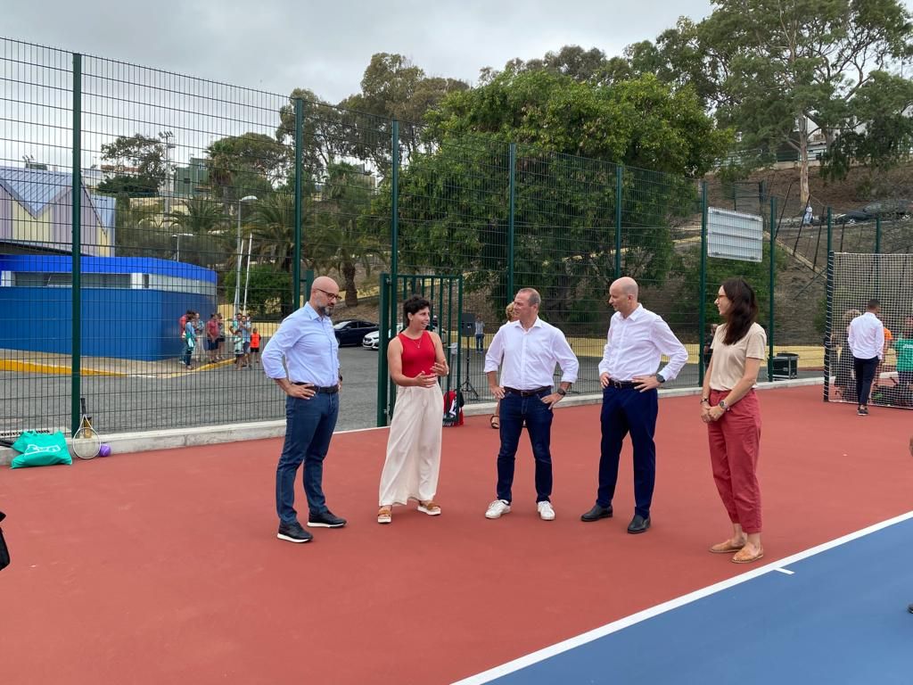 Inauguración de las pistas de tenis Carla Suárez