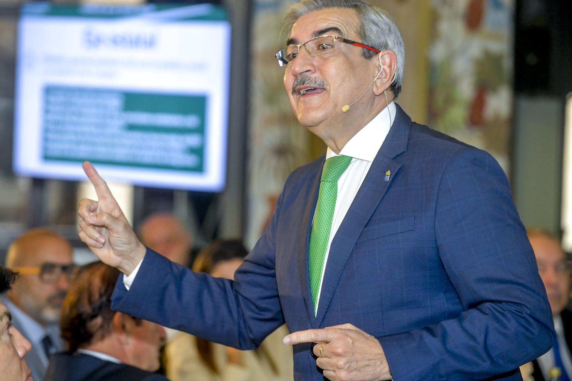 Román Rodríguez interviene en el Foro de Prensa Ibérica con la conferencia 'Capaces de un futuro mejor'