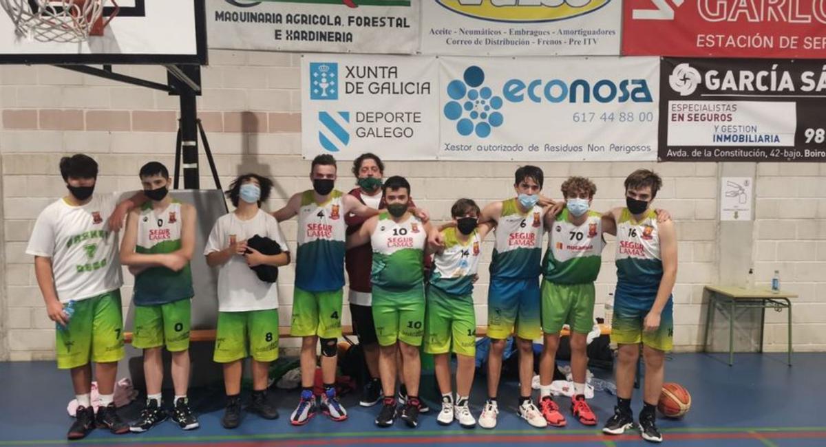Los cadetes del La Robleda vencieron al Santa Baia. |  // BASKETDEZA