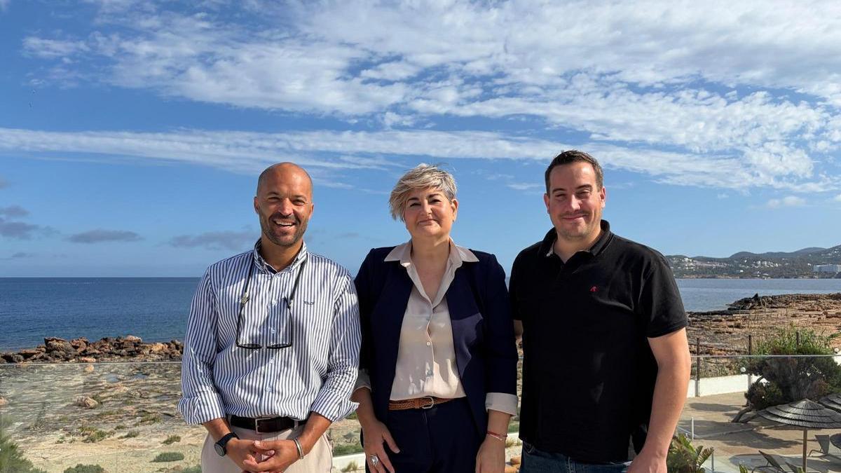 Matthieu Thiam, Felicia Bocu y Toni Ribas en el acto de adhesión 'residuo cero'.