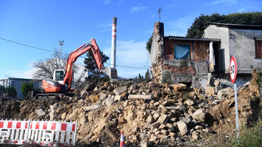 Continúan los trabajos de derribo en el núcleo rural de San José