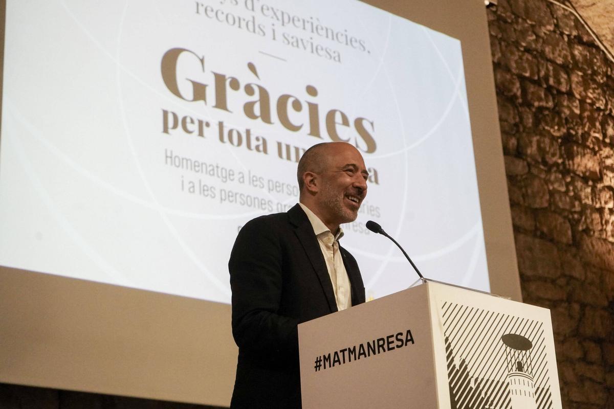 Imatge del dinar d’homenatge a les persones centenàries de Manresa al Museu de l’Aigua i el Tèxtil Imatge del dinar d’homenatge a les persones centenàries de Manresa al Museu de l’Aigua i el Tèxtil