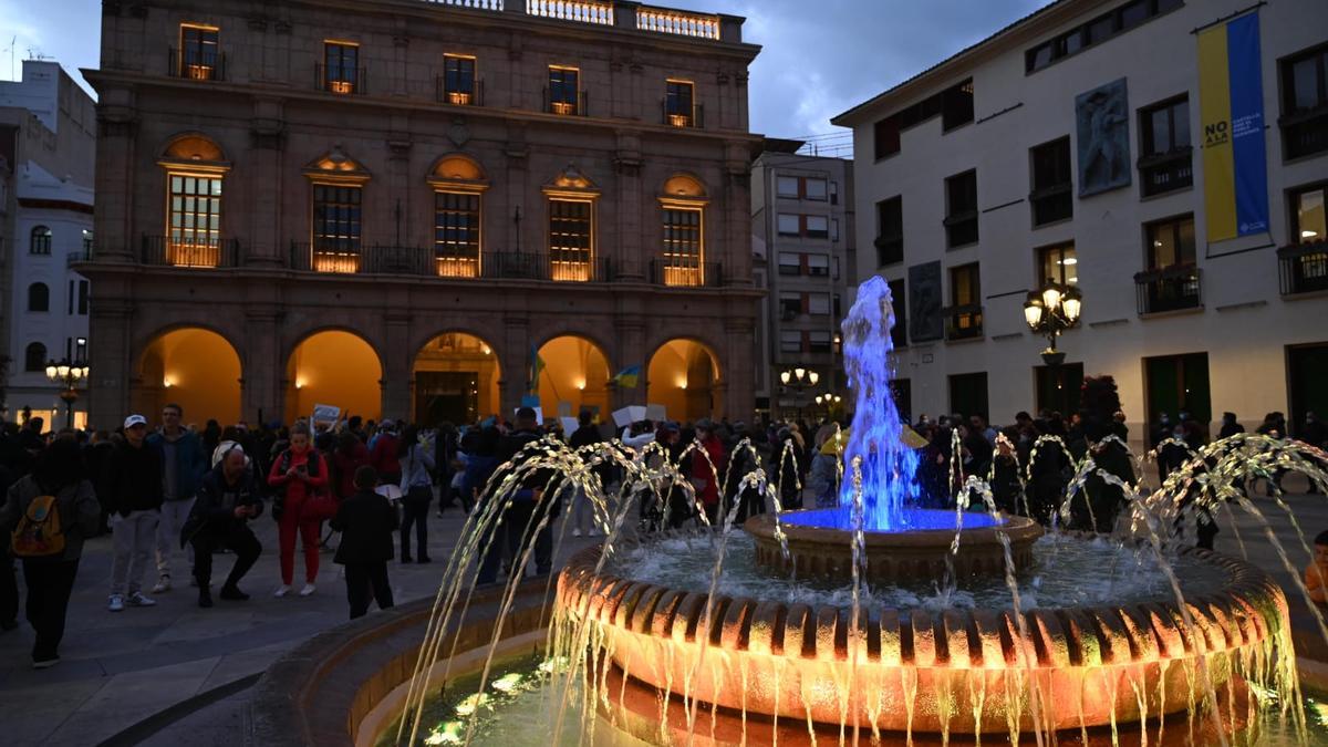 Concentración en Castelló contra la guerra en Ucrania