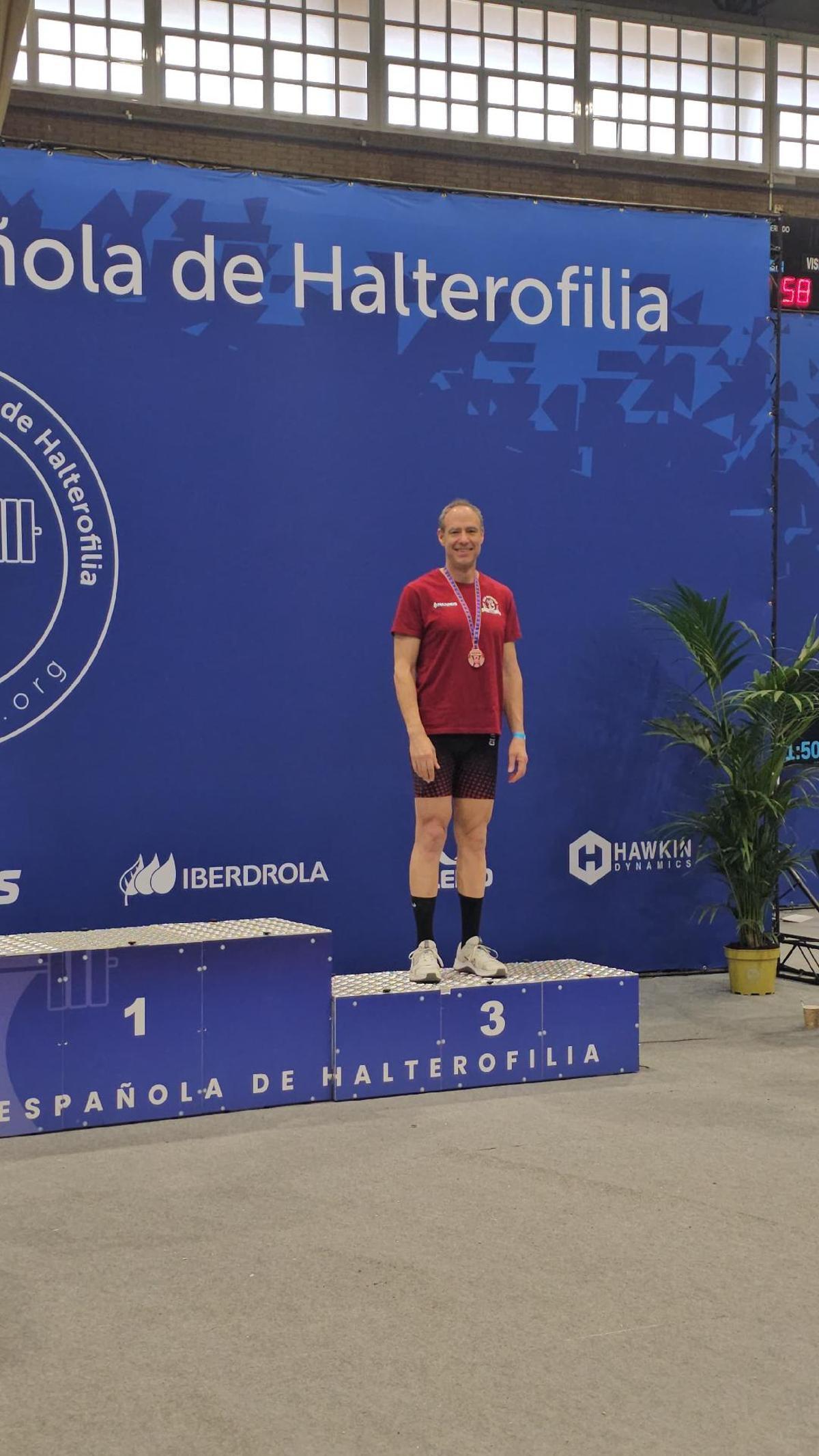 Pepe Mira, medalla de bronce Cap España Máster.