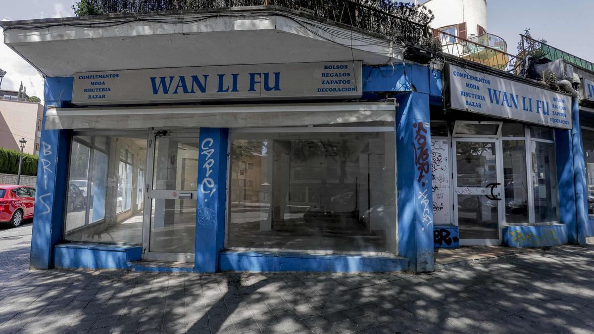 VIDEO | Cierran dos nuevos bazares chinos en Palma y crece la inquietud en Son Armadans