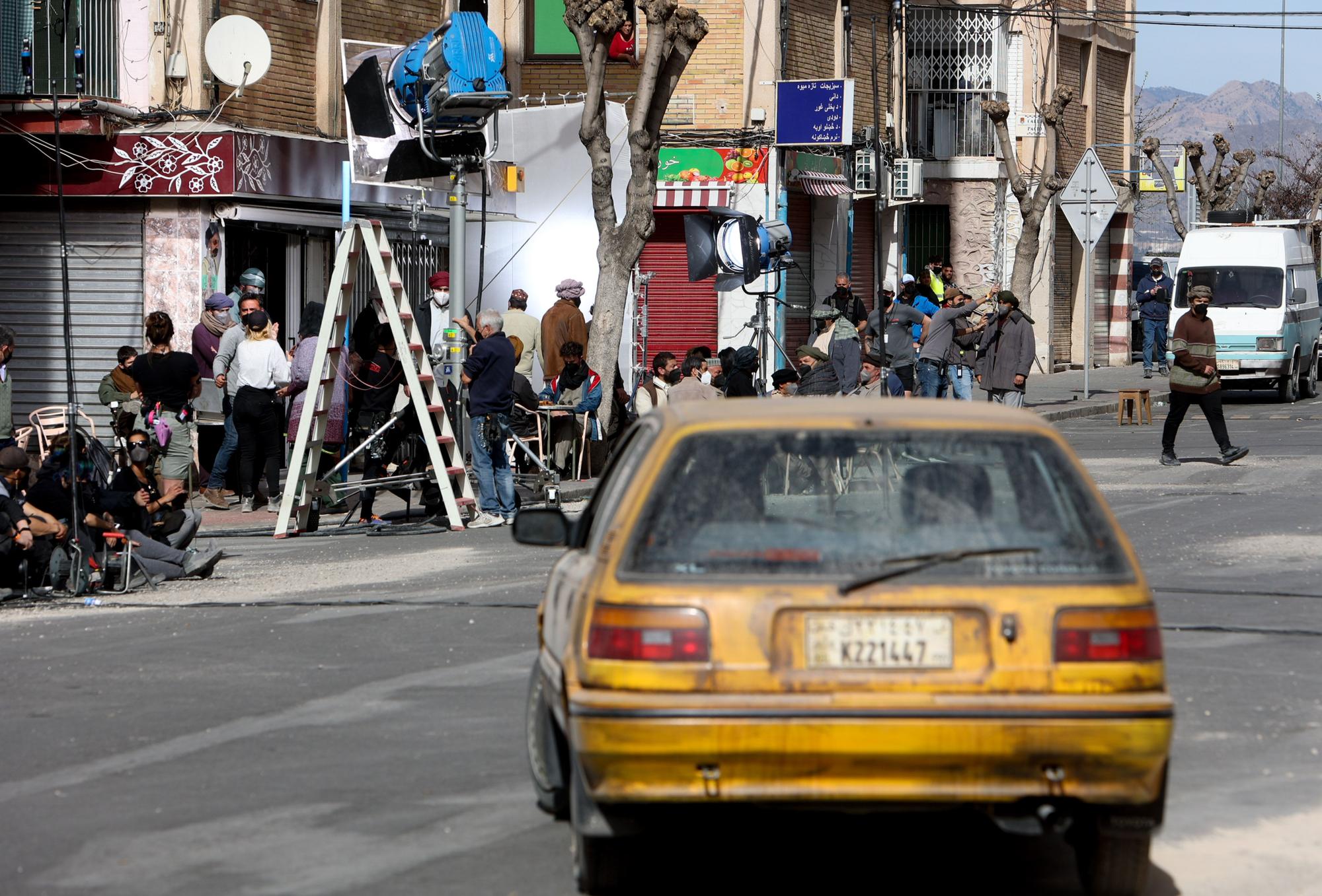 Segundo día del rodaje de la película "The Interpreter" del director Guy Ritchie en el barrio de Colonia Requena de Alicante