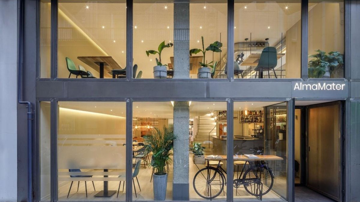 Exterior del restaurante AlmaMater, en Murcia.