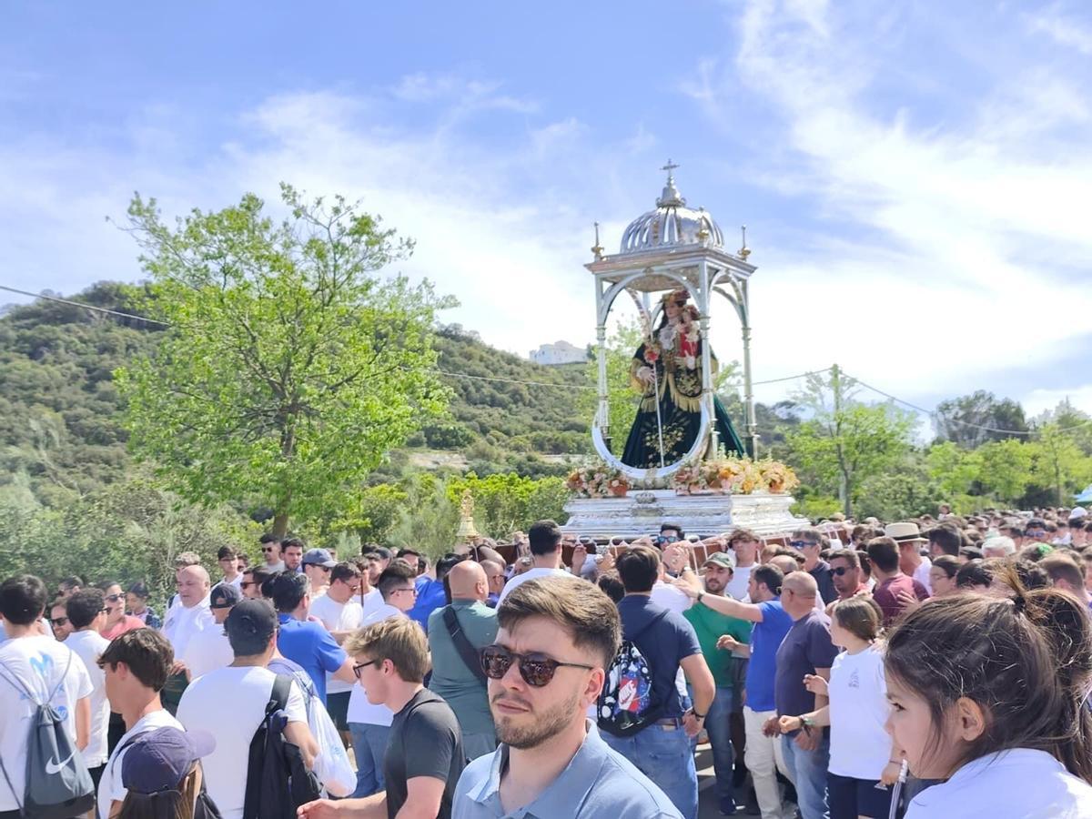 Romería de bajada de la Virgen de Araceli Romería de bajada de la Virgen de Araceli