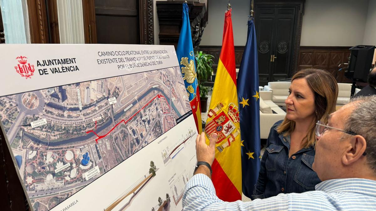 Presentación de la vía ciclopeatonal que conectará València con su fachada marítima