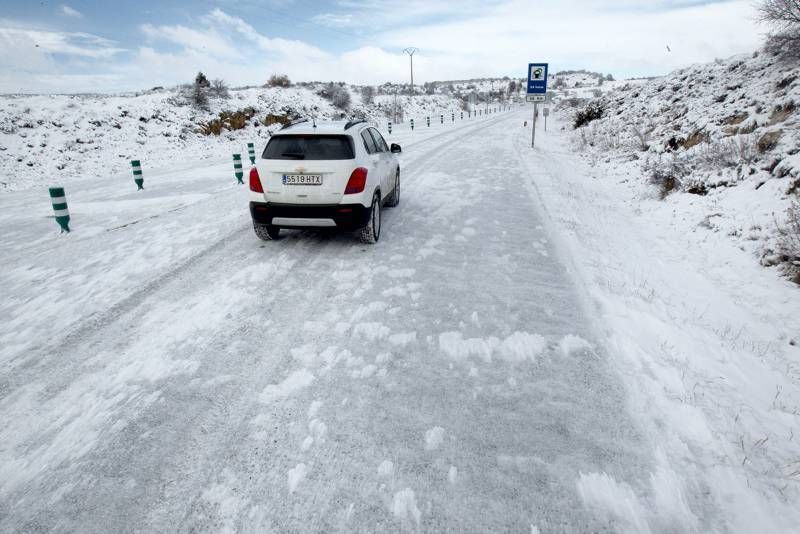 Fotogalería: Un manto blanco cubre gran parte de Aragón