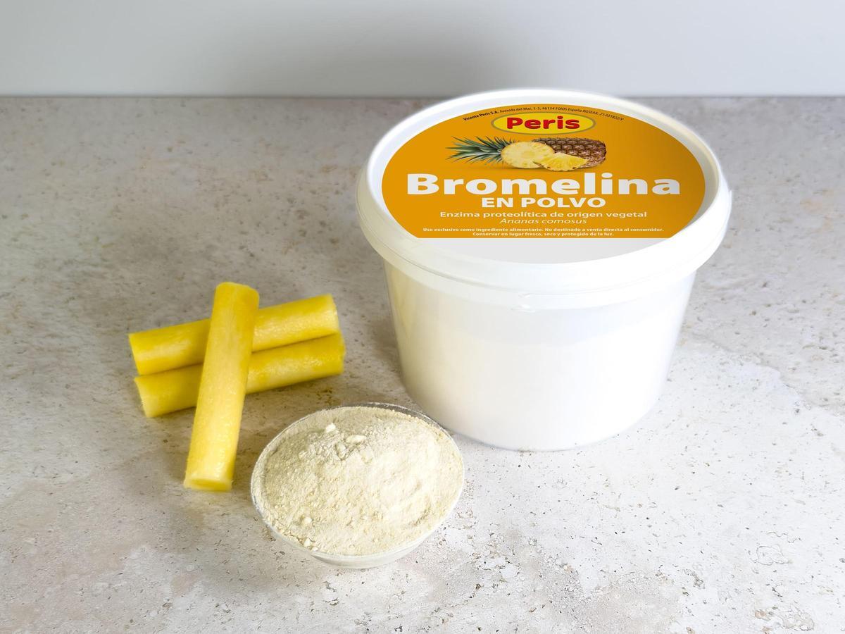 Un tarro de bromelina en polvo