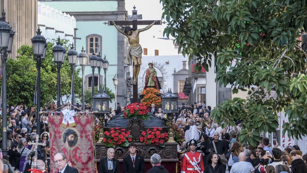 La Pasión de Cristo emociona a Las Palmas de Gran Canaria
