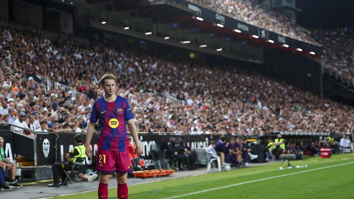 Frenkie de Jong: "No me sorprende Messi. Messi es Messi, el mejor de la historia"