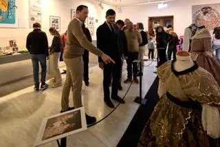 La falla Plaça El·líptica de Gandia conmemora su 50 aniversario