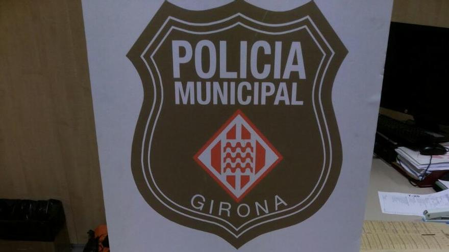 La unitat canina de la Policia Municipal de Girona deté un home amb 117 glans d&#039;haixix