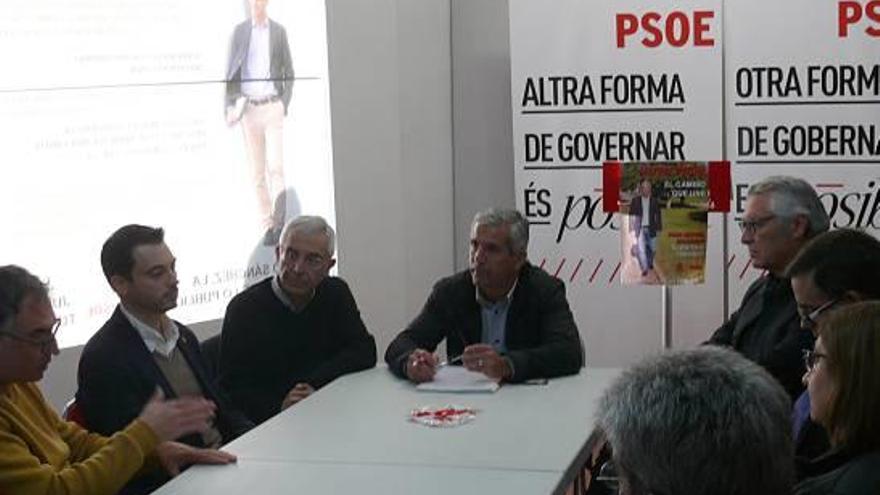 La candidatura socialista, con los autónomos.