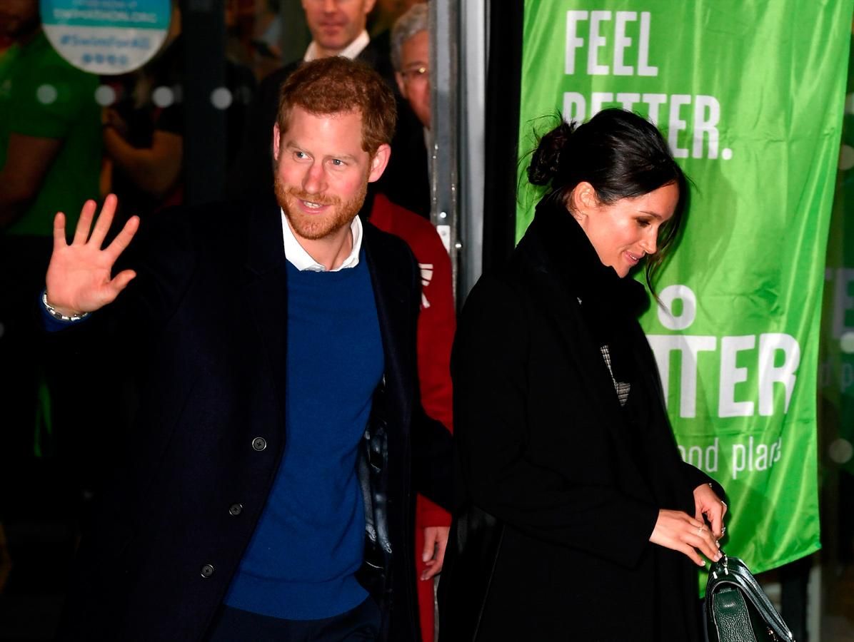 El Príncipe Harry y Meghan Markle tras las actividades culturales de Gales
