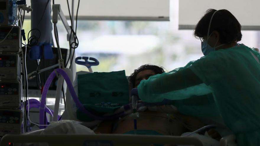 Baixa la xifra de morts i nous contagis per coronavirus a Espanya les últimes 24 hores