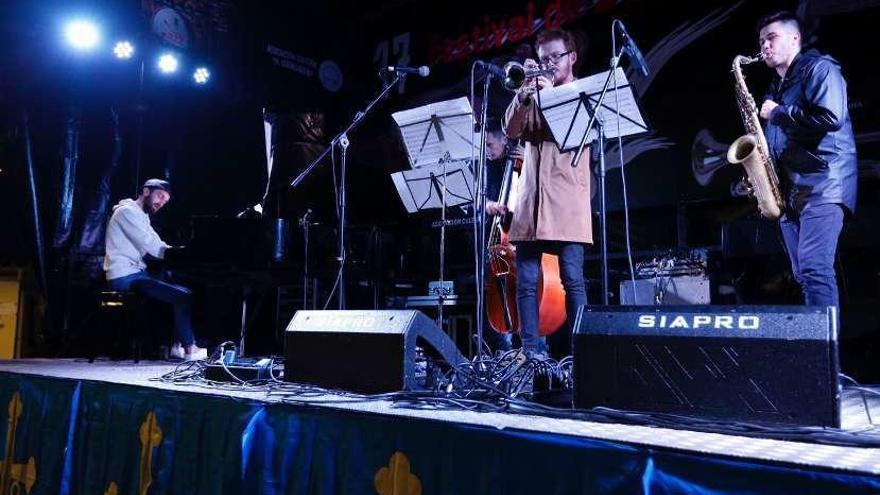 "Adam Jarzmik Quinteto", ayer, en Bueño.