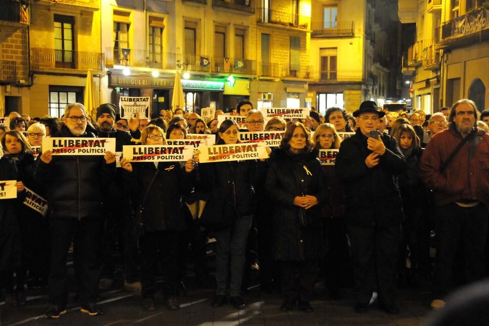 Manresa demana l'alliberament de Sánchez i Cuixart