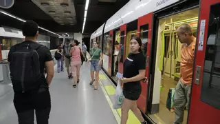 El metro vuelve a circular por la zona cero de la dana 8 meses después