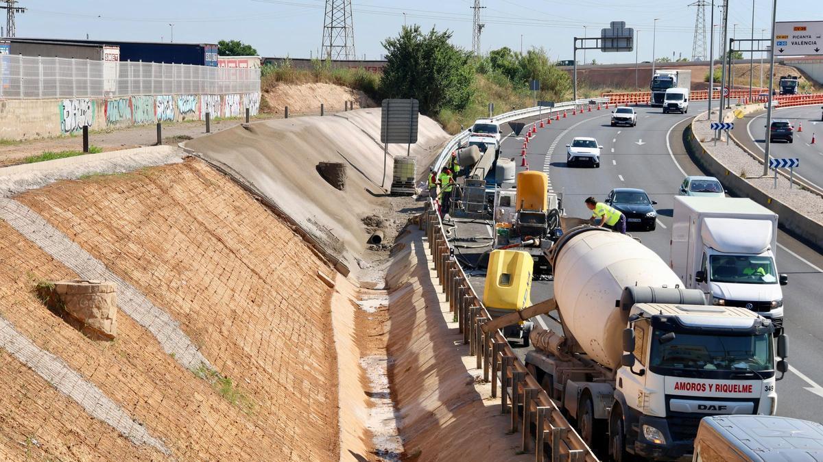 La Autovía de Torrent (CV-33) inicia cinco meses de obras para estabilizar sus taludes