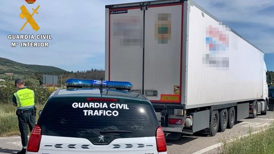 La Guardia Civil detiene a un conductor de camión bajo los efectos de las drogas