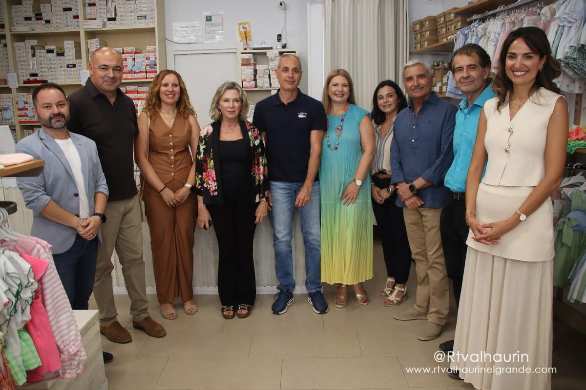 La Junta ha reconocido oficialmente a los comercios del centro de Alhaurín como Centro Comercial Abierto.