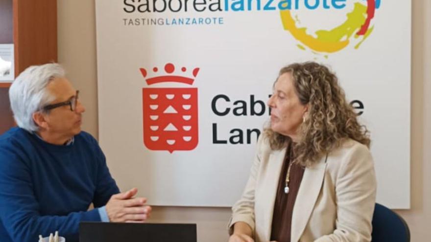 Juan de Betancort y Marlene Figueroa durante su encuentro.