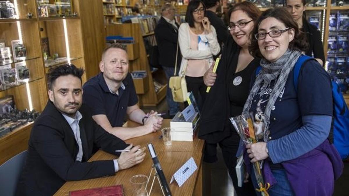 JUAN ANTONIO BAYONA Y PATRICK NESS