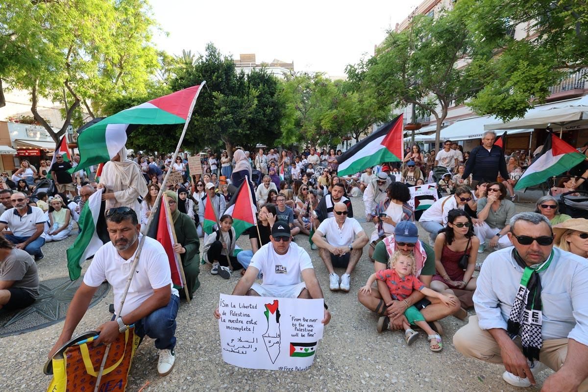 Galería: Cacerolas y gargantas claman contra el genocidio en Gaza