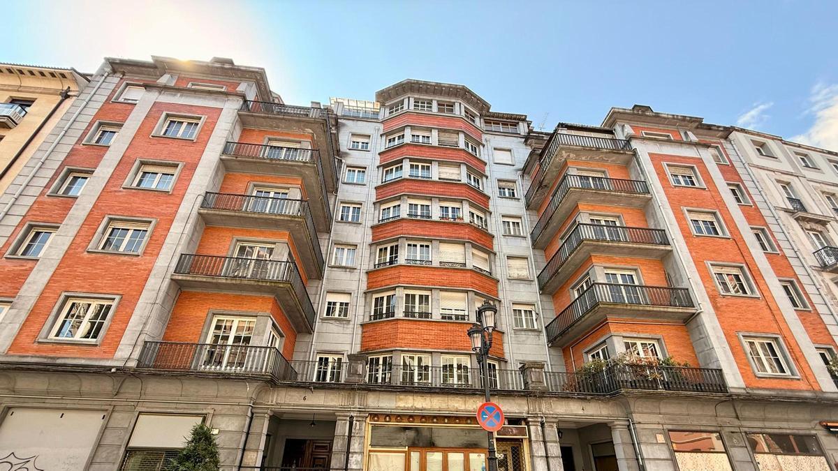 El edificio de la Tesorería General de la Seguridad Social, ubicado en la calle Jovellanos.