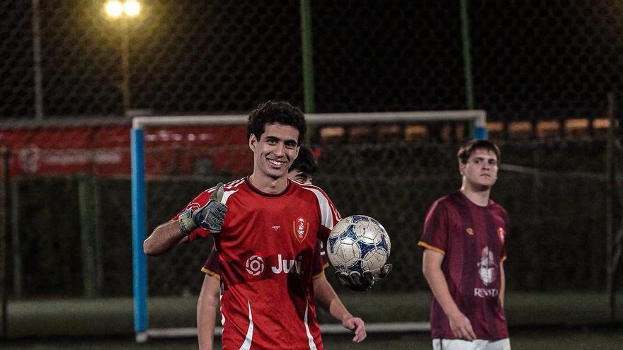 El España-Argentina también se juega en Poio: el argentino que se enamoró del Pescamar
