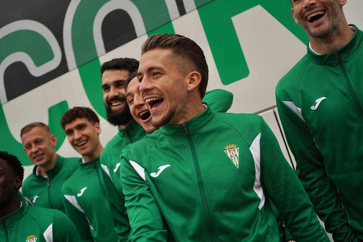 El Córdoba CF estrena autobús oficial