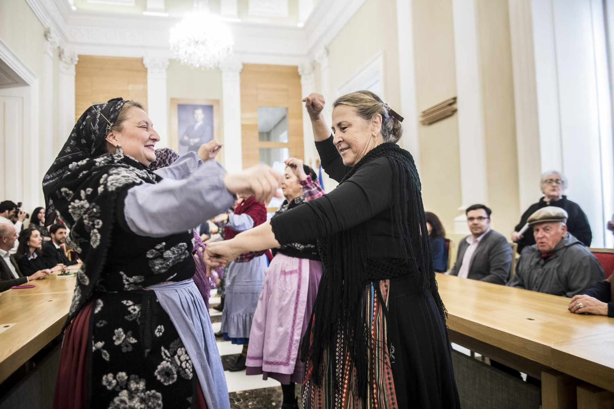 Galería | Cáceres busca el relevo generacional a Las Lavanderas para no perder su fiesta más tradicional