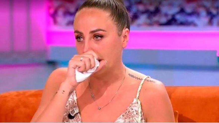 Rocío Flores acaba en urgencias y hace saltar las alarmas al compartir su diagnóstico: &quot;Imaginaos cómo me he puesto&quot;