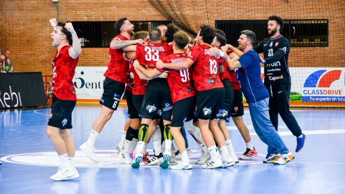 El cuadro sevillano lleva dos victorias seguidas en su debut en la ASOBAL