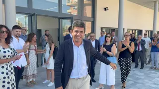 Así ha sido la visita de Mazón al IES Azorín de Petrer