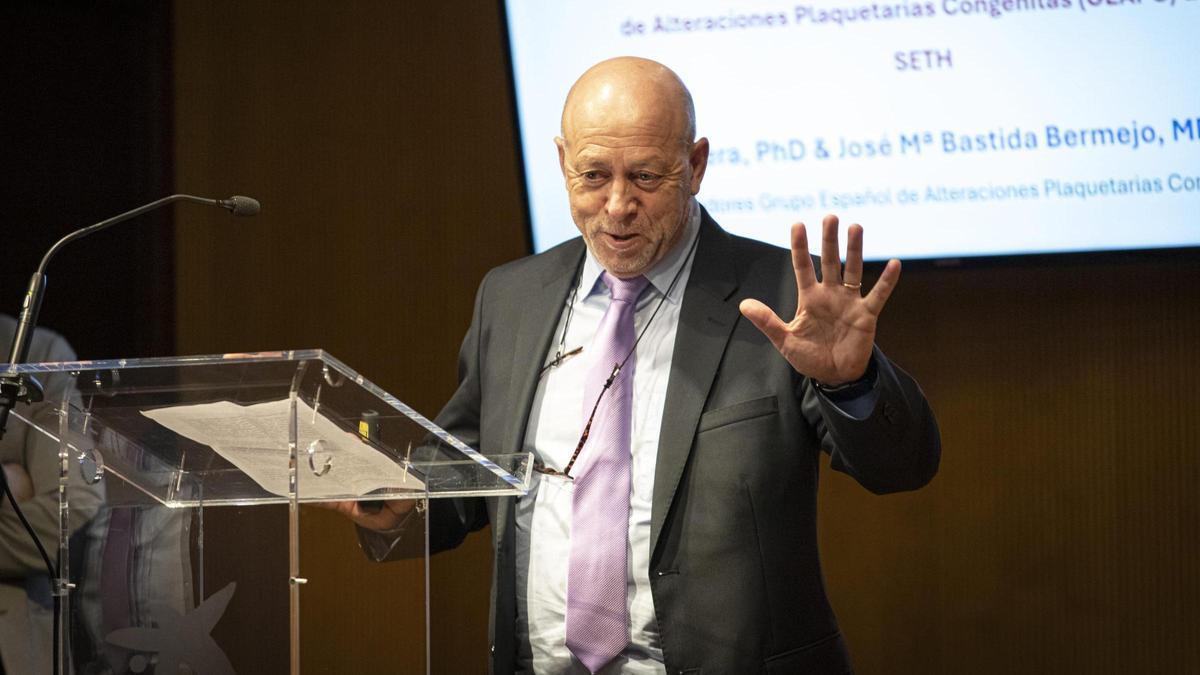 El investigador IMIB-UMU José Rivera, ganador del premio FISP.