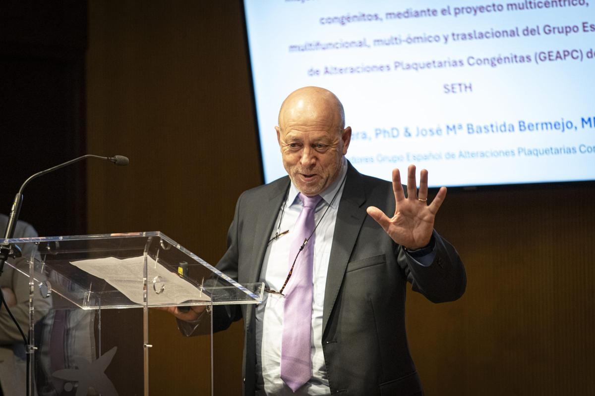 El investigador IMIB-UMU José Rivera, ganador del premio FISP.