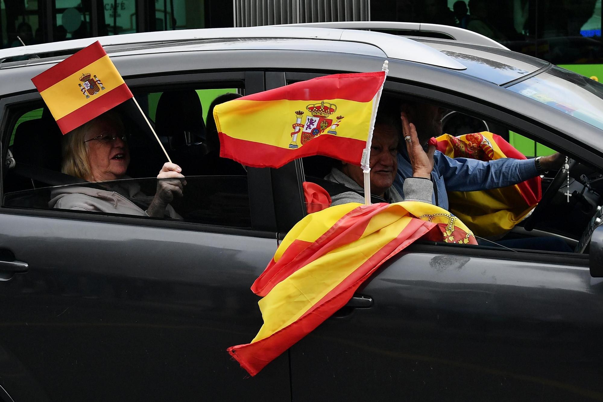 Apenas 30 vehículos en la marcha motorizada contra la amnistía en Palma
