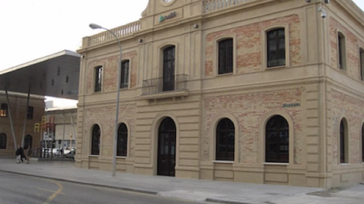 El centro de coworking Impact Hub situado enfrente de la estación María Zambrano.